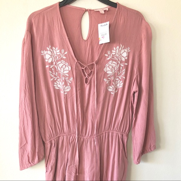 Love Tree Mauve Rose Romper Size Large Floral NWOT - Picture 2 of 5